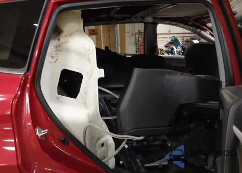 2015 Toyota Rav4 Xle z USA, uszkodzony, nr VIN 2T3RFREV9FW323000